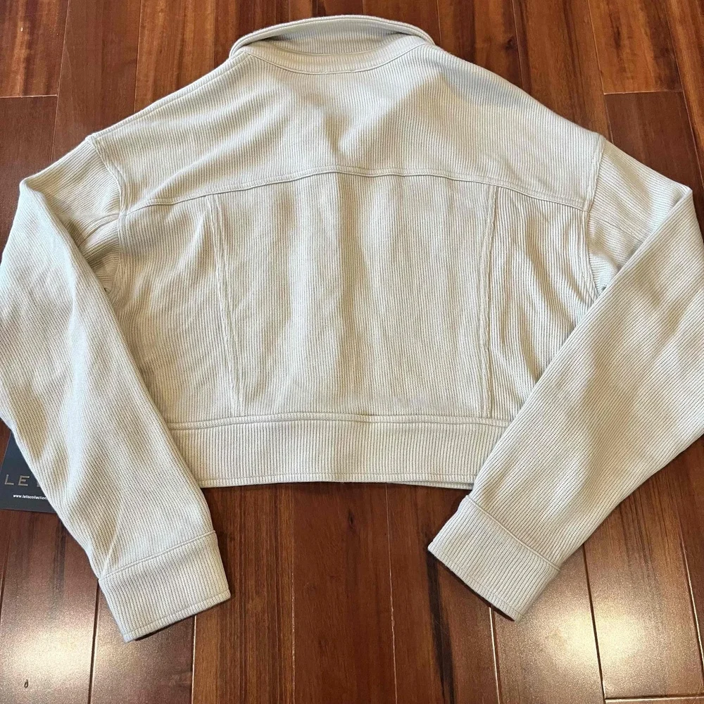 New NWT Le Lis Beige Knit Jacket Ribbed Button Front Crop Long‎ Sleeve Sz S